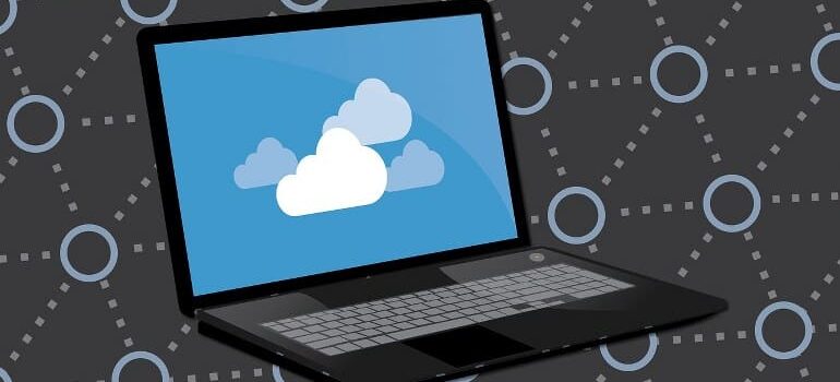 Cloud computing showing how to perform an easy data backup in order to keep your CRM up-to-date.